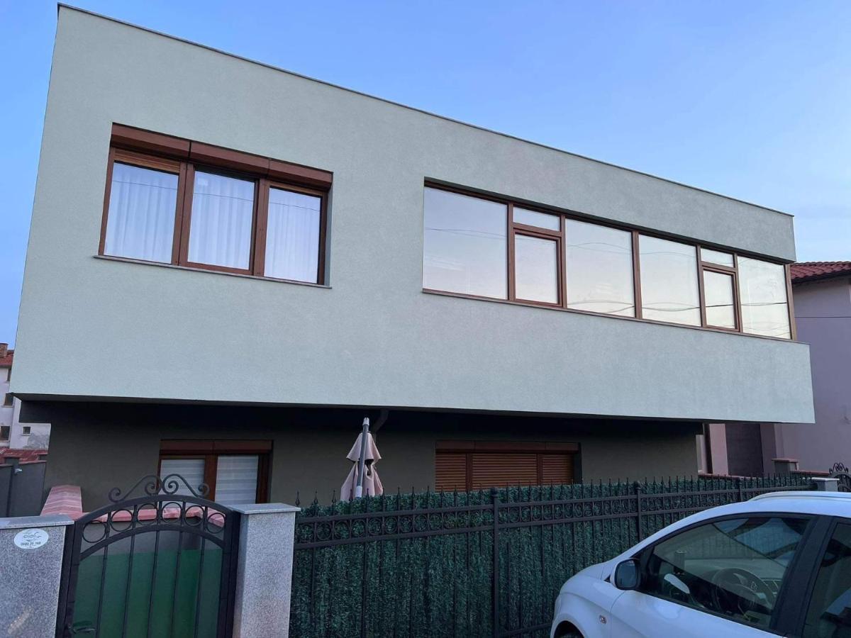 Luxurious Beach House w/ Wi-Fi + Parking Burgas City Exterior foto