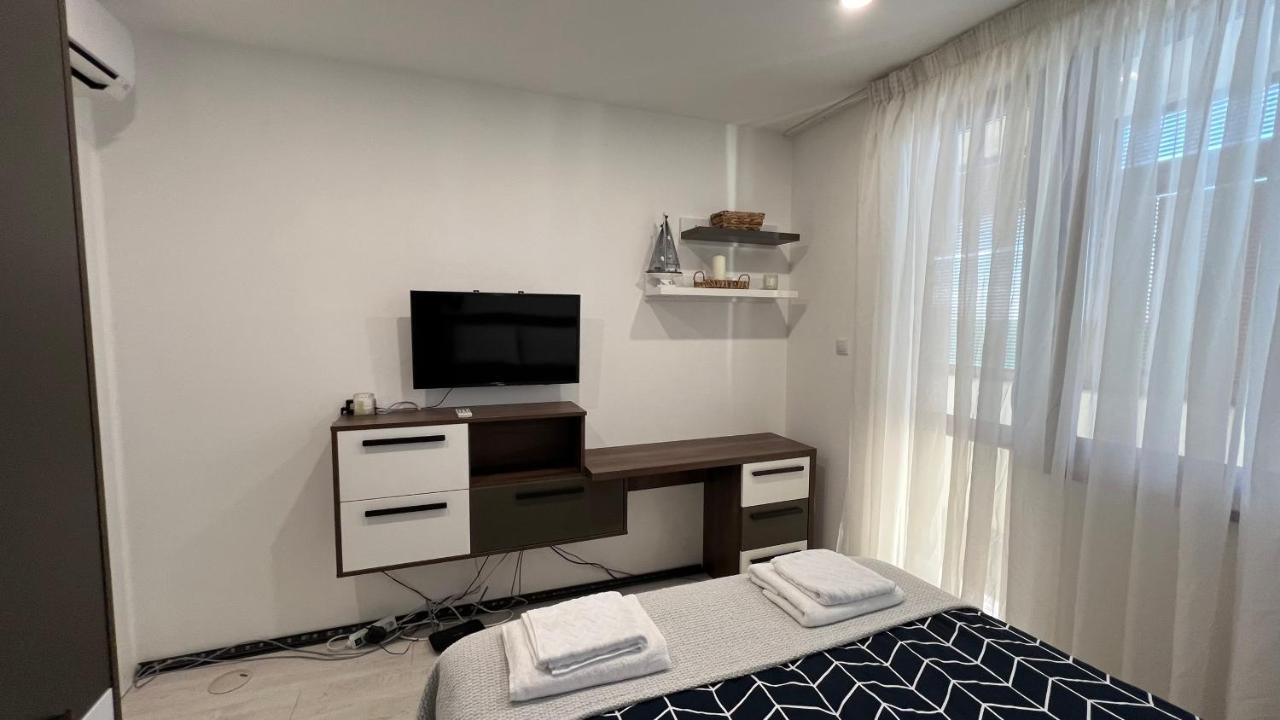 Luxurious Beach House w/ Wi-Fi + Parking Burgas City Exterior foto